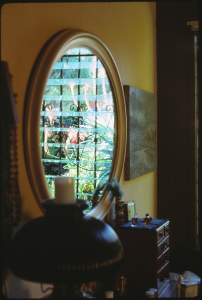 s040_cr.jpg